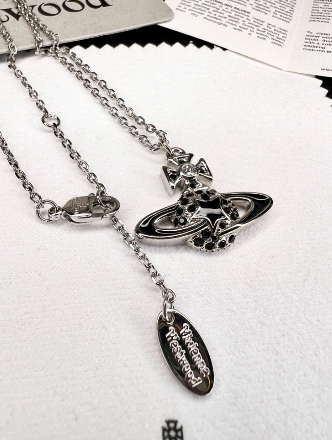 비비안웨스트우드 아카이브 블랙 크리스탈 스타 orb 팬던트 목걸이 상품이미지3