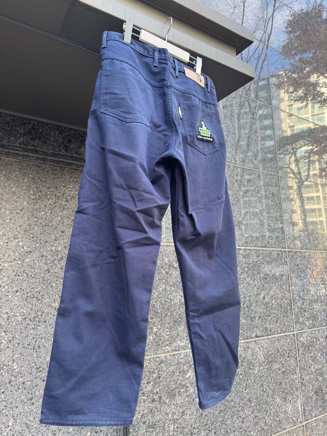 00s 에일리언워크샵 네이비팬츠 상품이미지10