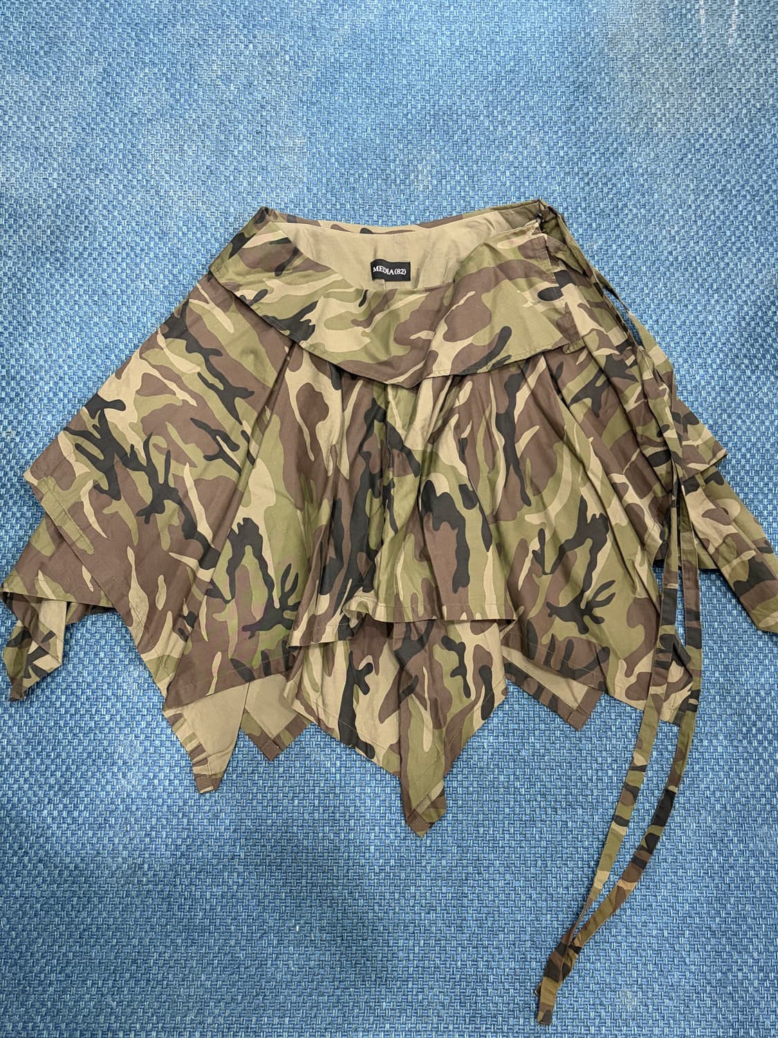 미디어 82 셔츠 스커트 상품이미지1