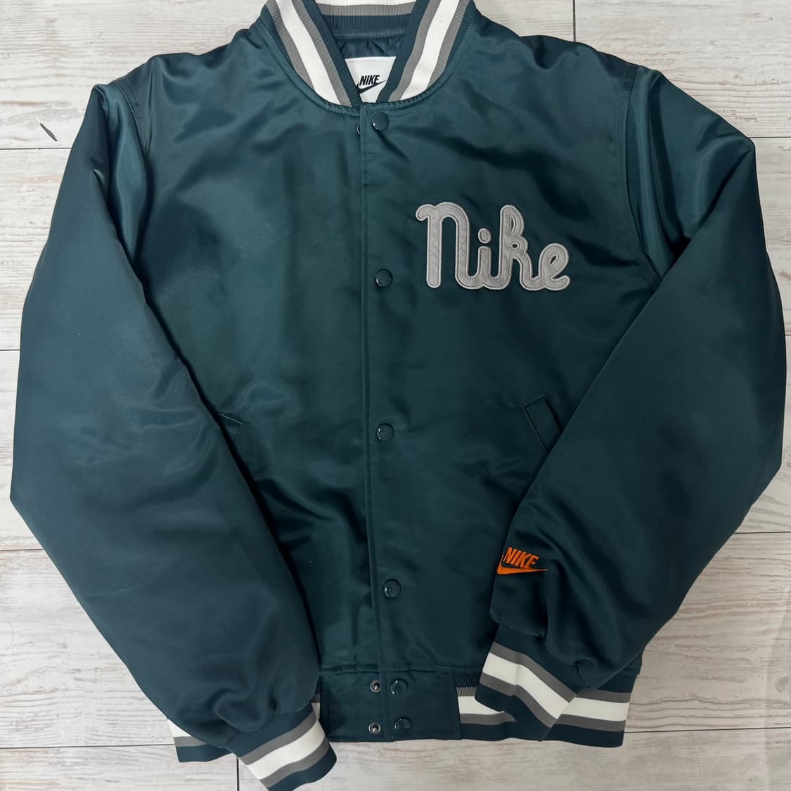 나이키 봄버 자켓  상품이미지1
