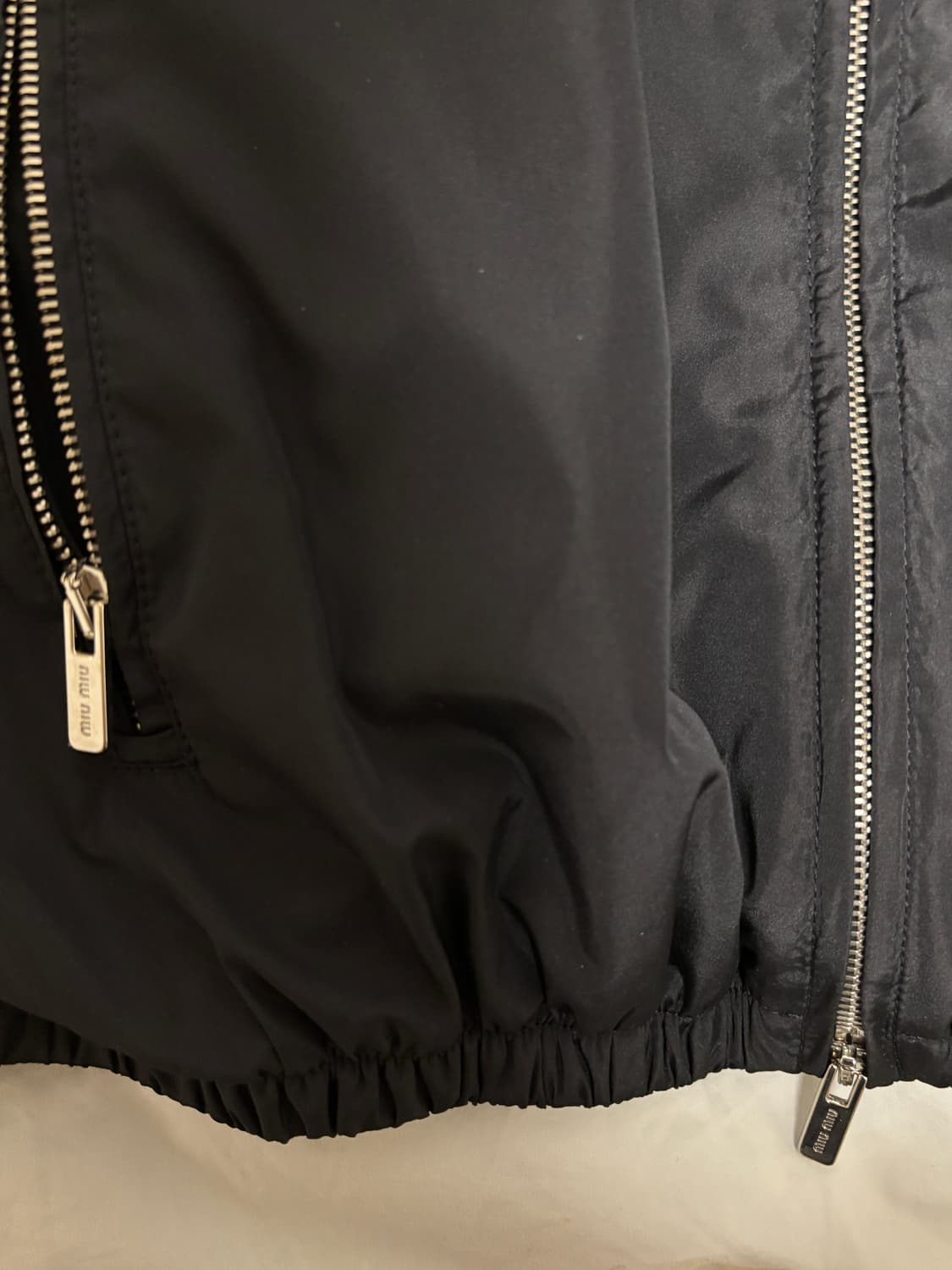 미우미우 25SS 런웨이 바람막이 36사이즈 상품이미지6