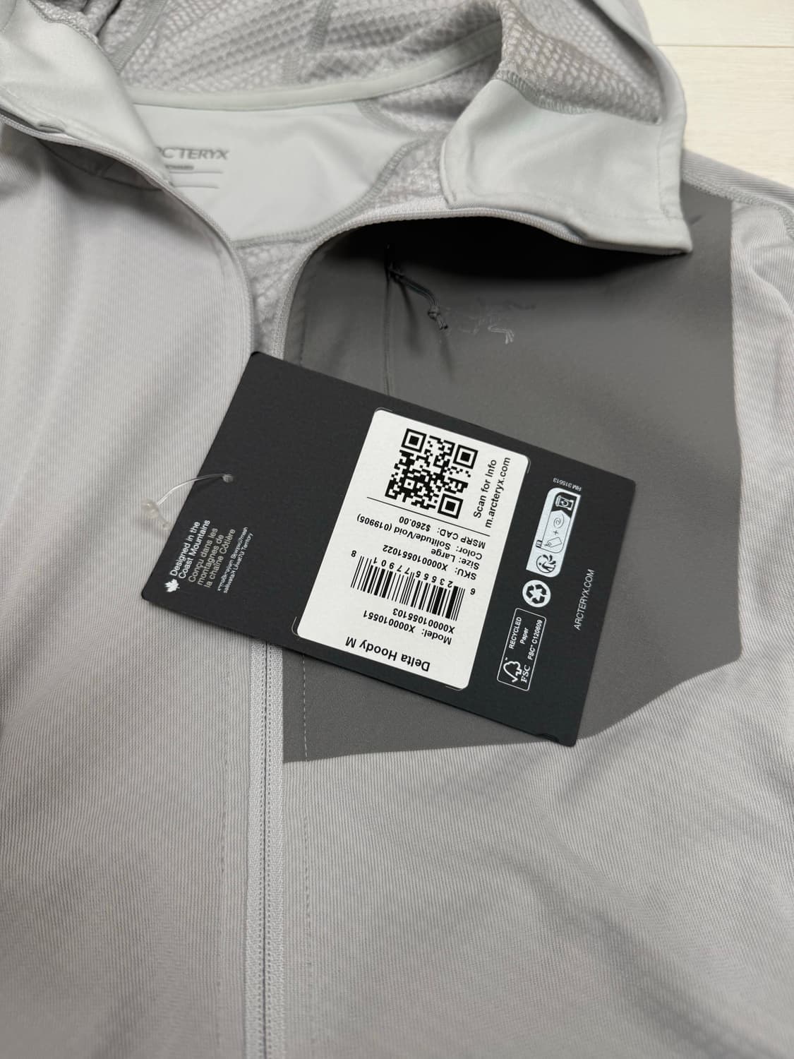 아크테릭스 델타 후디 L 사이즈  텍 달려있습니다! 하자 절대 X 상태  상품이미지6
