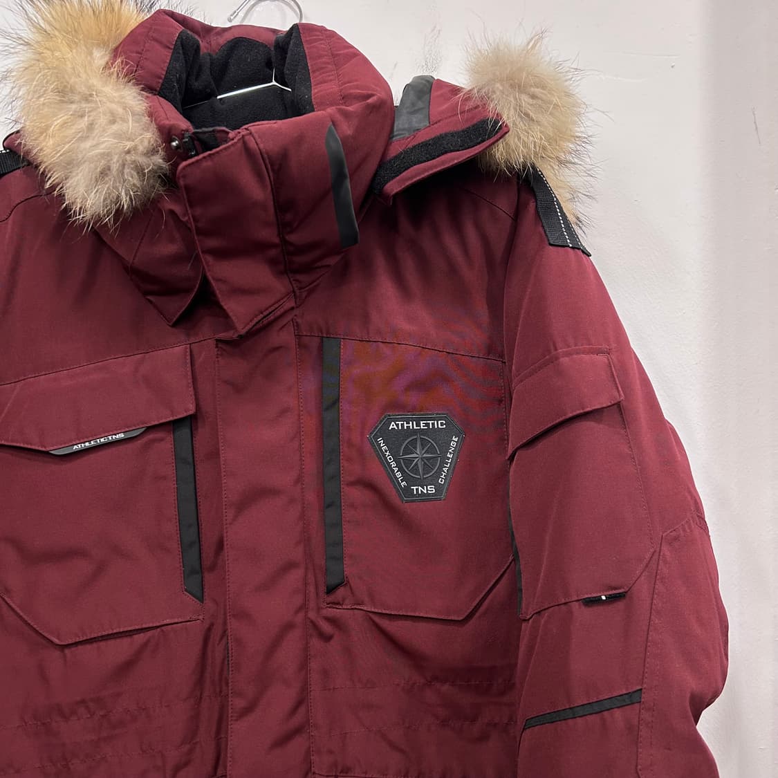 TBJ NEARBY 덕다운 너구리털 쉐르파 패딩 상품이미지1