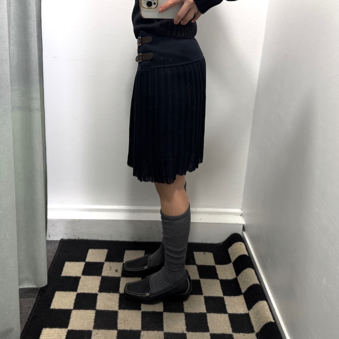 빈폴 네이비 플리츠 미디 스커트 상품이미지3