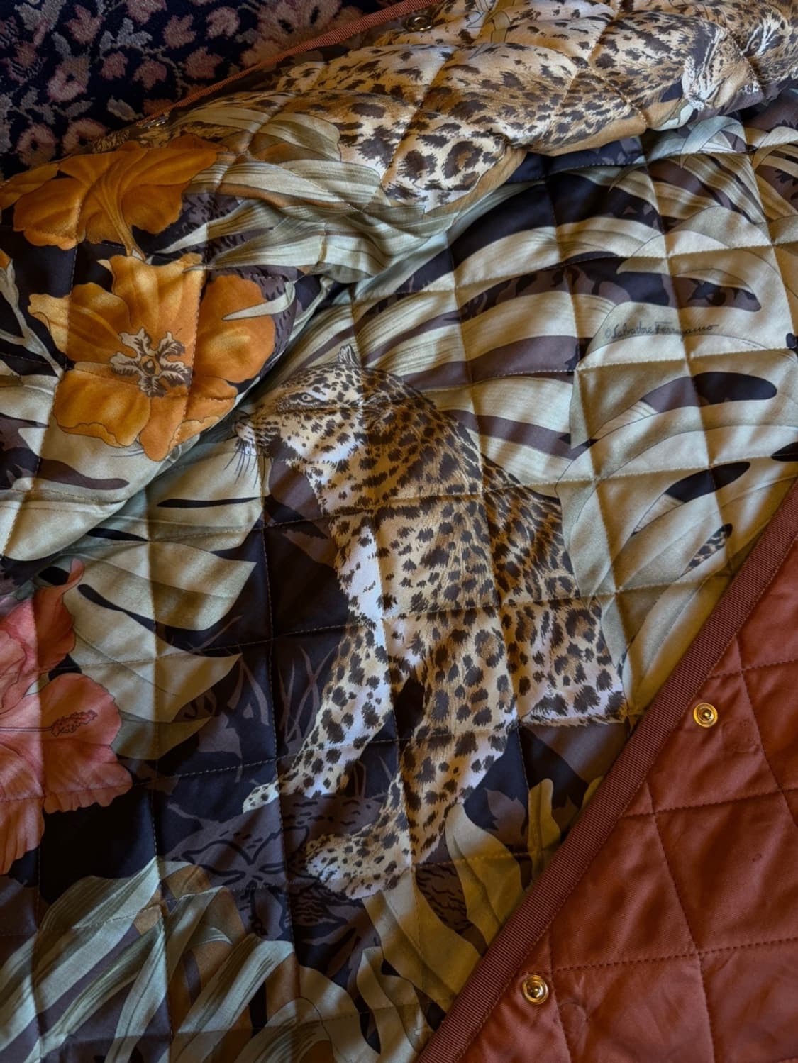 살바토레 페라가모 실크 퀼팅 자켓 66~77 상품이미지5