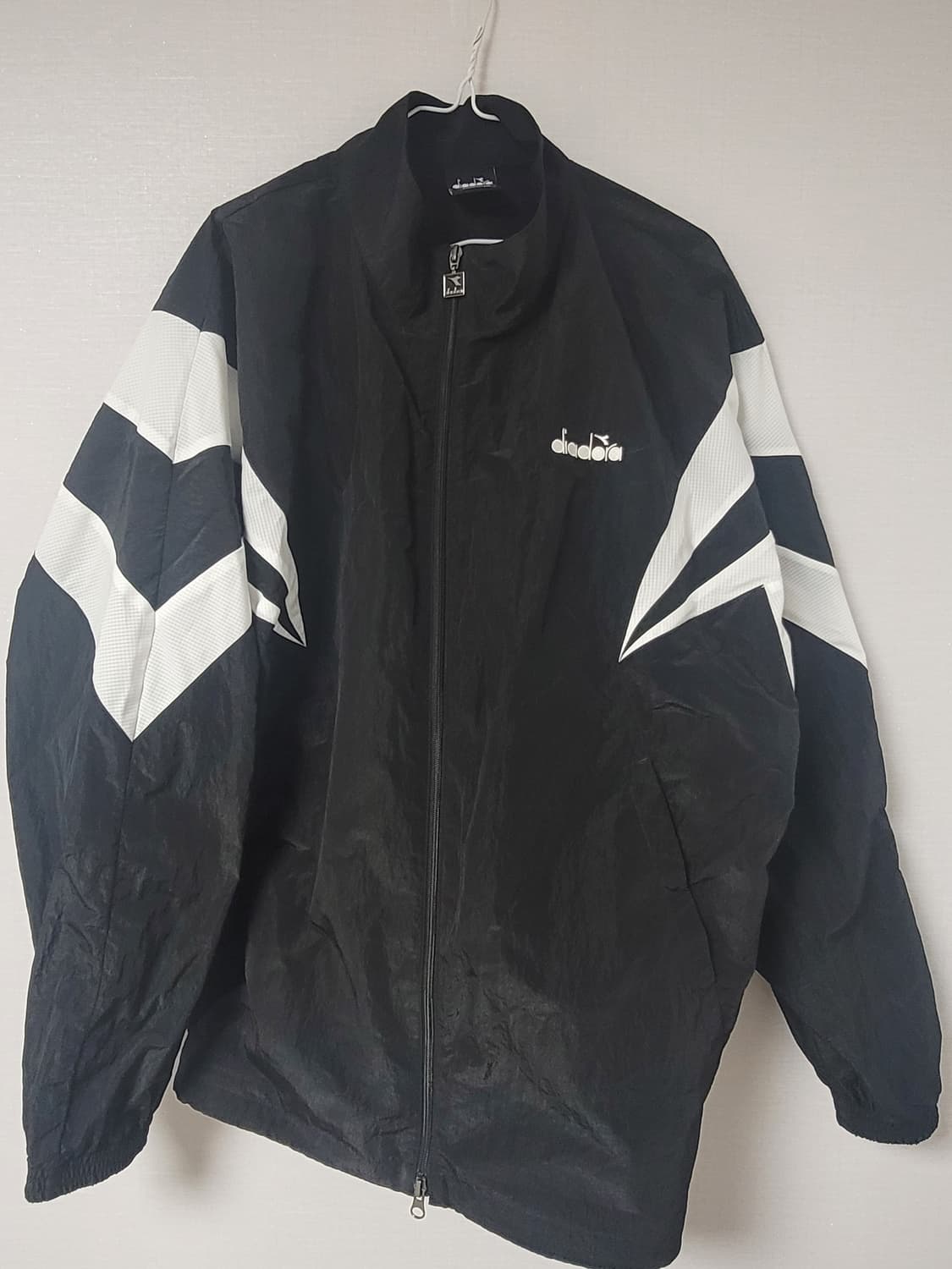 2XL 디아도라 블랙/화이트 바람막이 자켓 상품이미지1