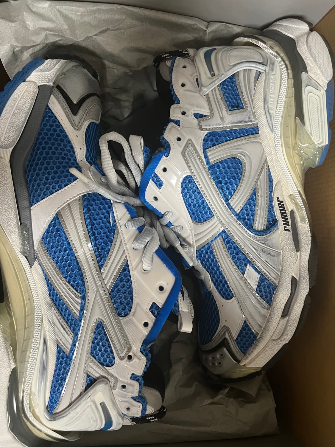 발렌시아가 뉴러너 44 상품이미지3