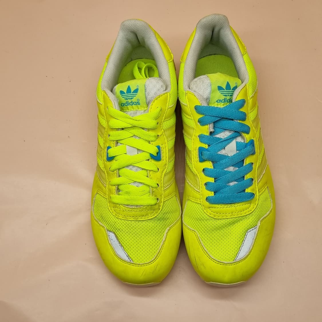 아디다스 ZX700  여성운동화235 상품이미지2