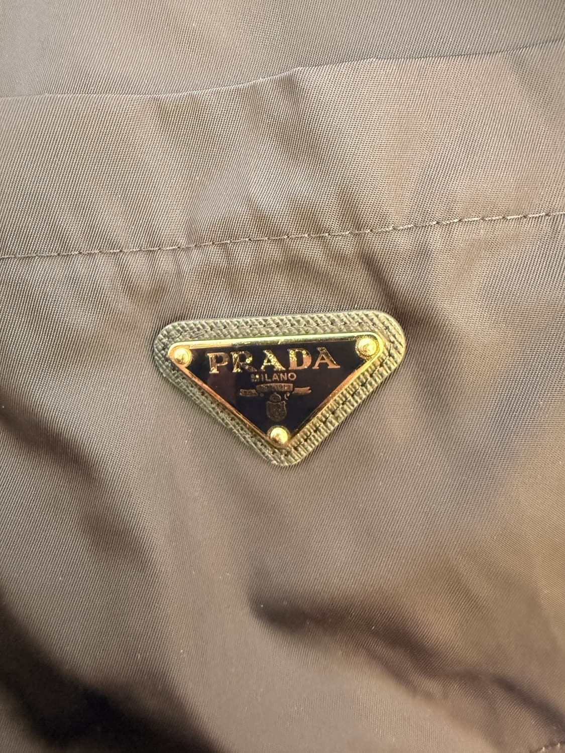 프라다 (prada)리나일론 반팔 셔츠 네이비 정품 상품이미지3