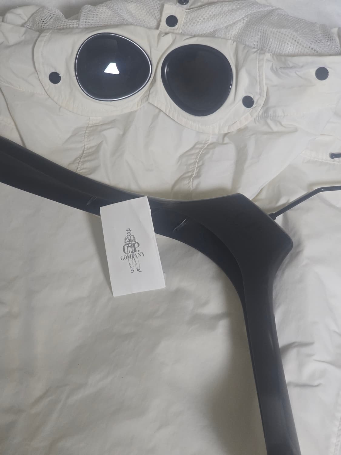 [국내정품] CP컴퍼니 멤리(MEMRI) 고글 자켓 화이트(100) 상품이미지10