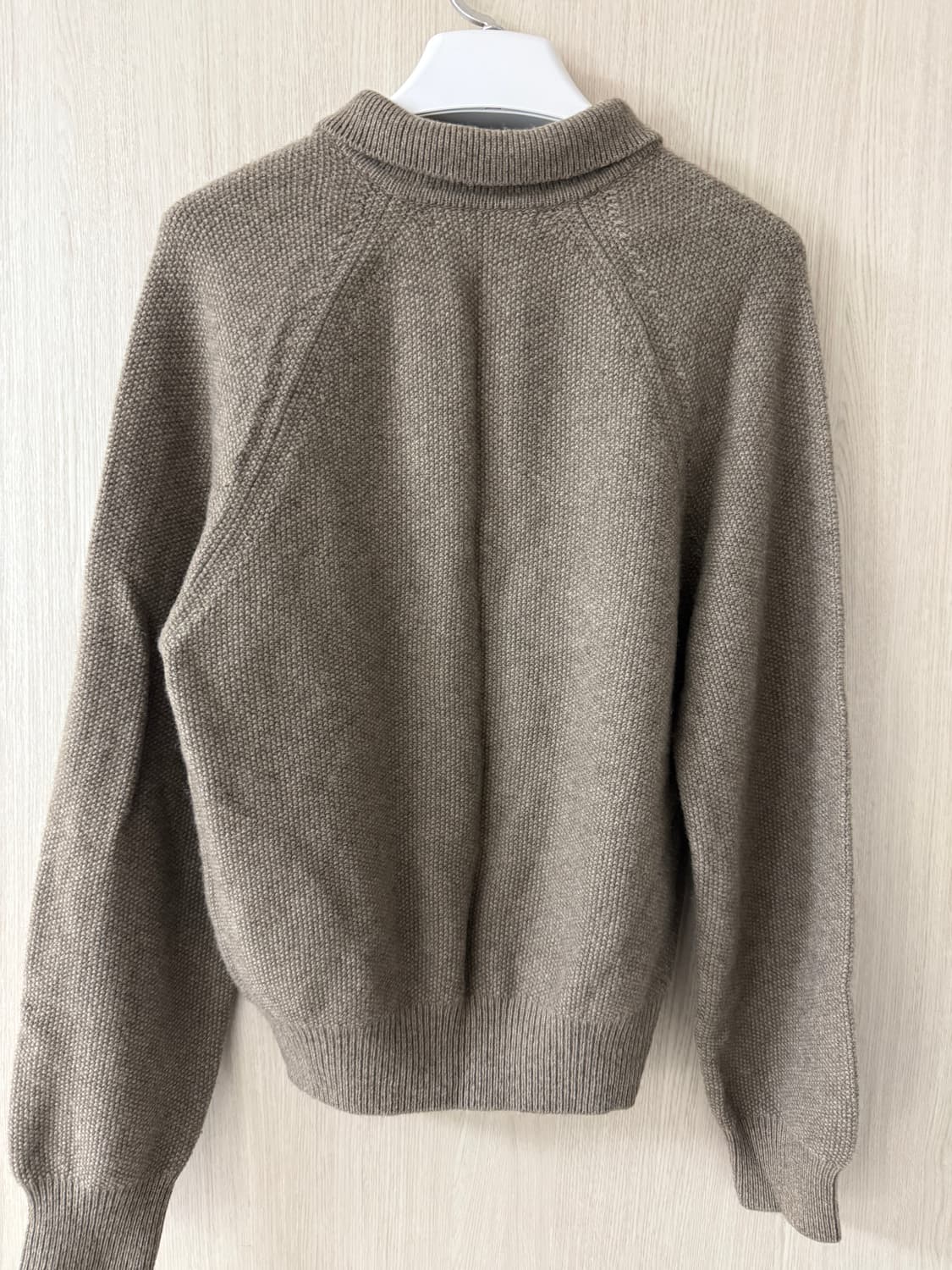 낫띵리튼 하프집업 니트 상품이미지3