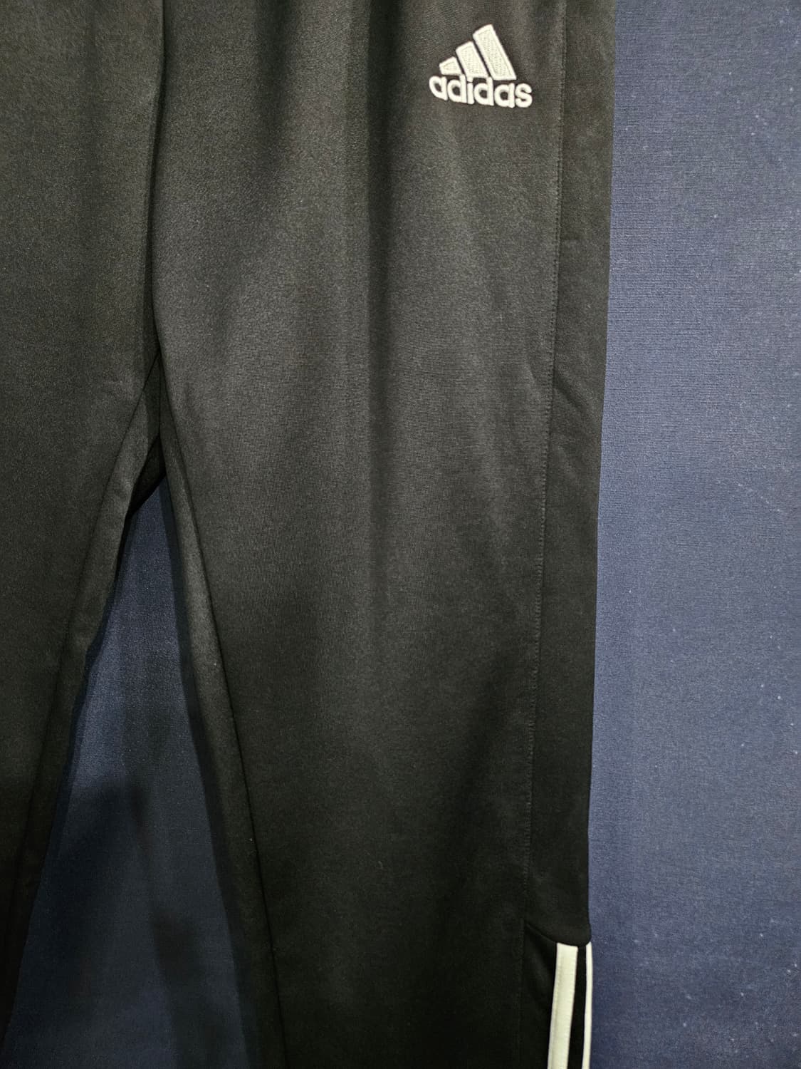 아디다스 삼선 블랙컬러 남성 슬림핏 허리 32~34 트레이닝바지  상품이미지5