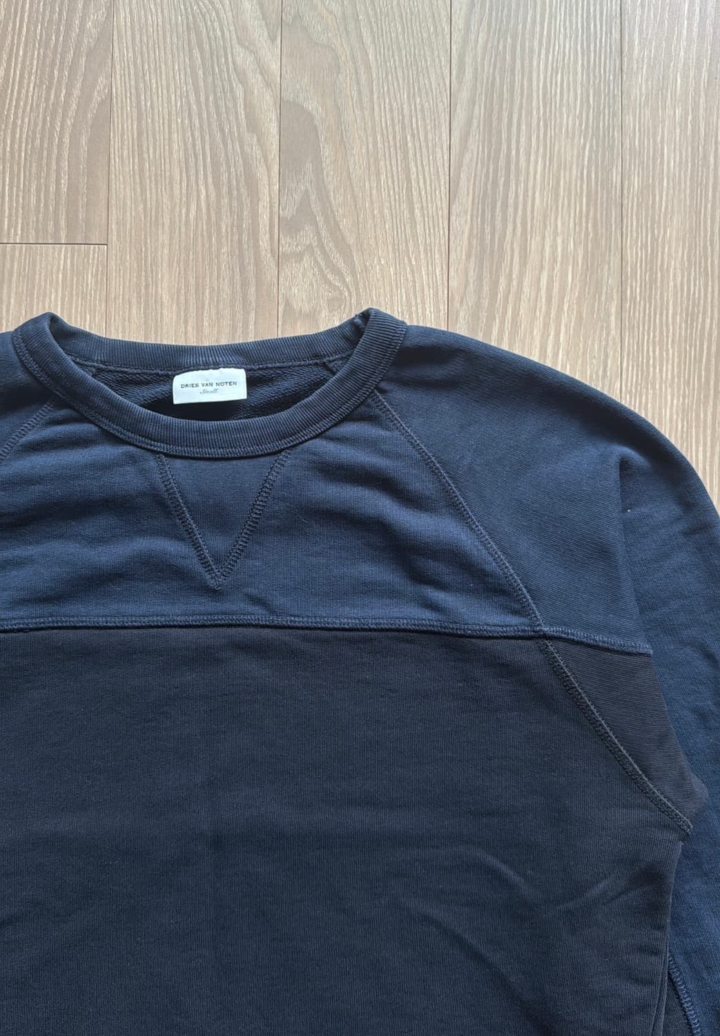 드리스반노튼 아카이브 스웻셔츠 상품이미지3