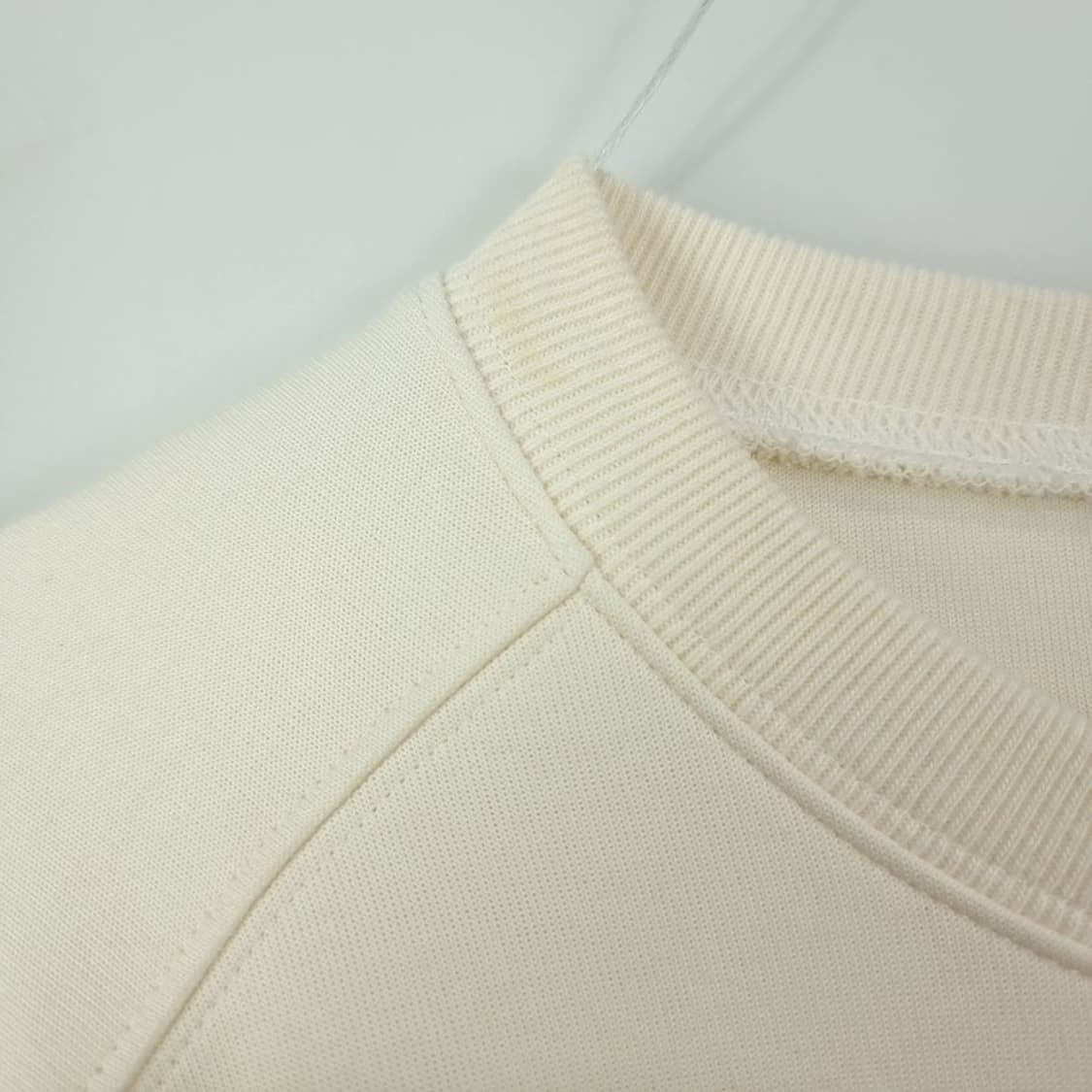 [아디다스] 루즈핏 크롭 맨투맨 아이보리 M19527 상품이미지9