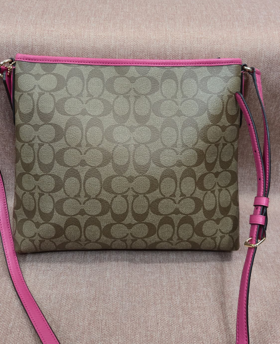 코치 시그니처 크로스백 브라운/핑크 상품이미지2