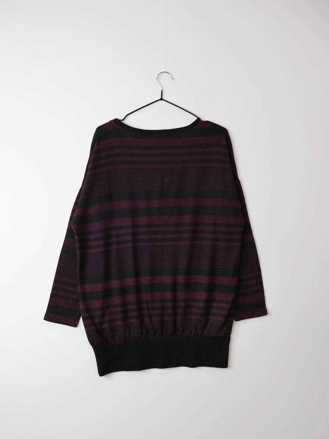 Rush Hour Burgundy Stripe V Neck Knit 상품이미지4