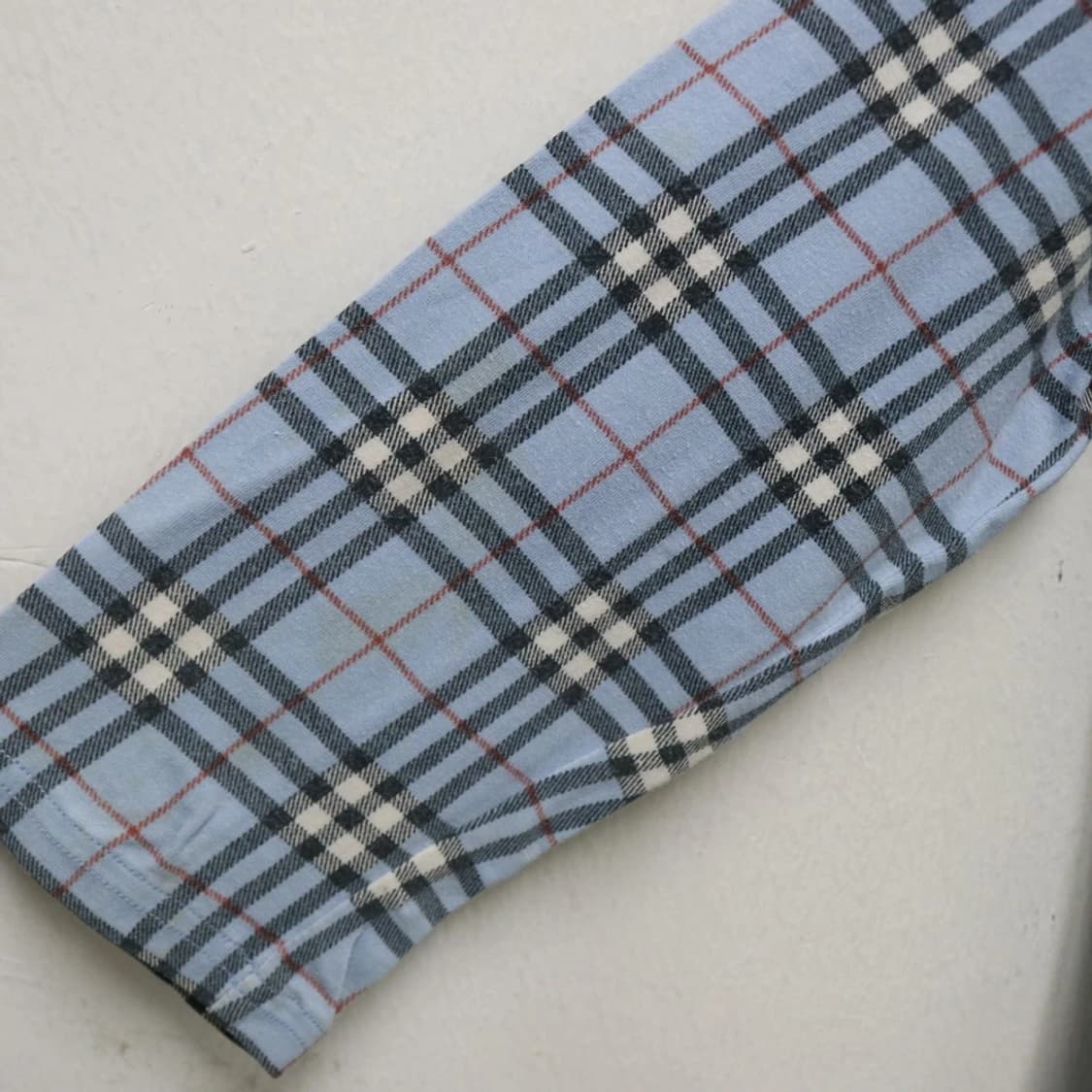 버버리 런던 체크 패턴 긴팔 티셔츠 63246 상품이미지5