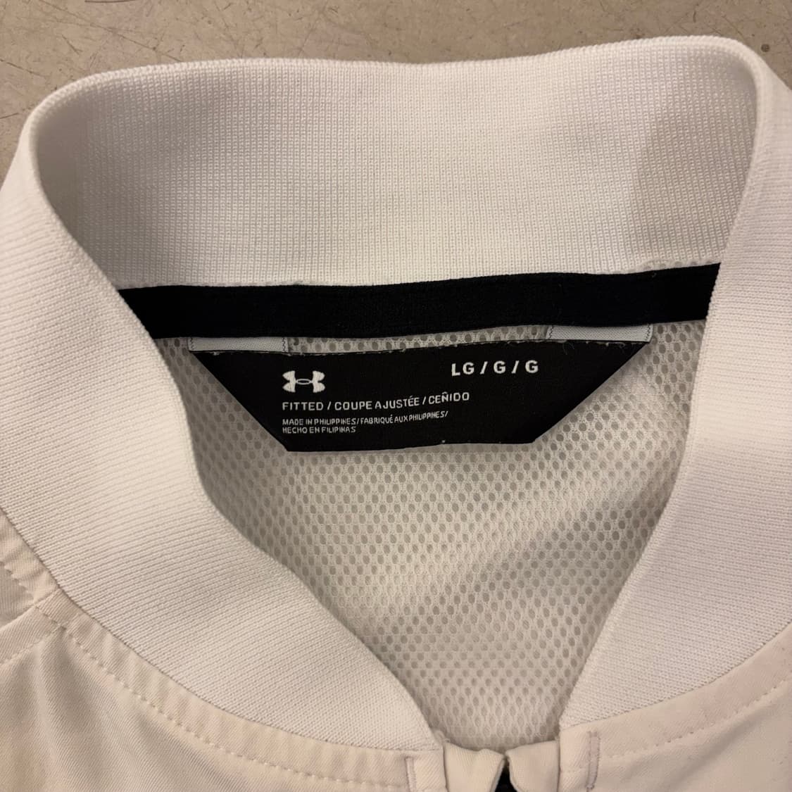 언더아머 스몰로고 화이트 자켓 상품이미지4