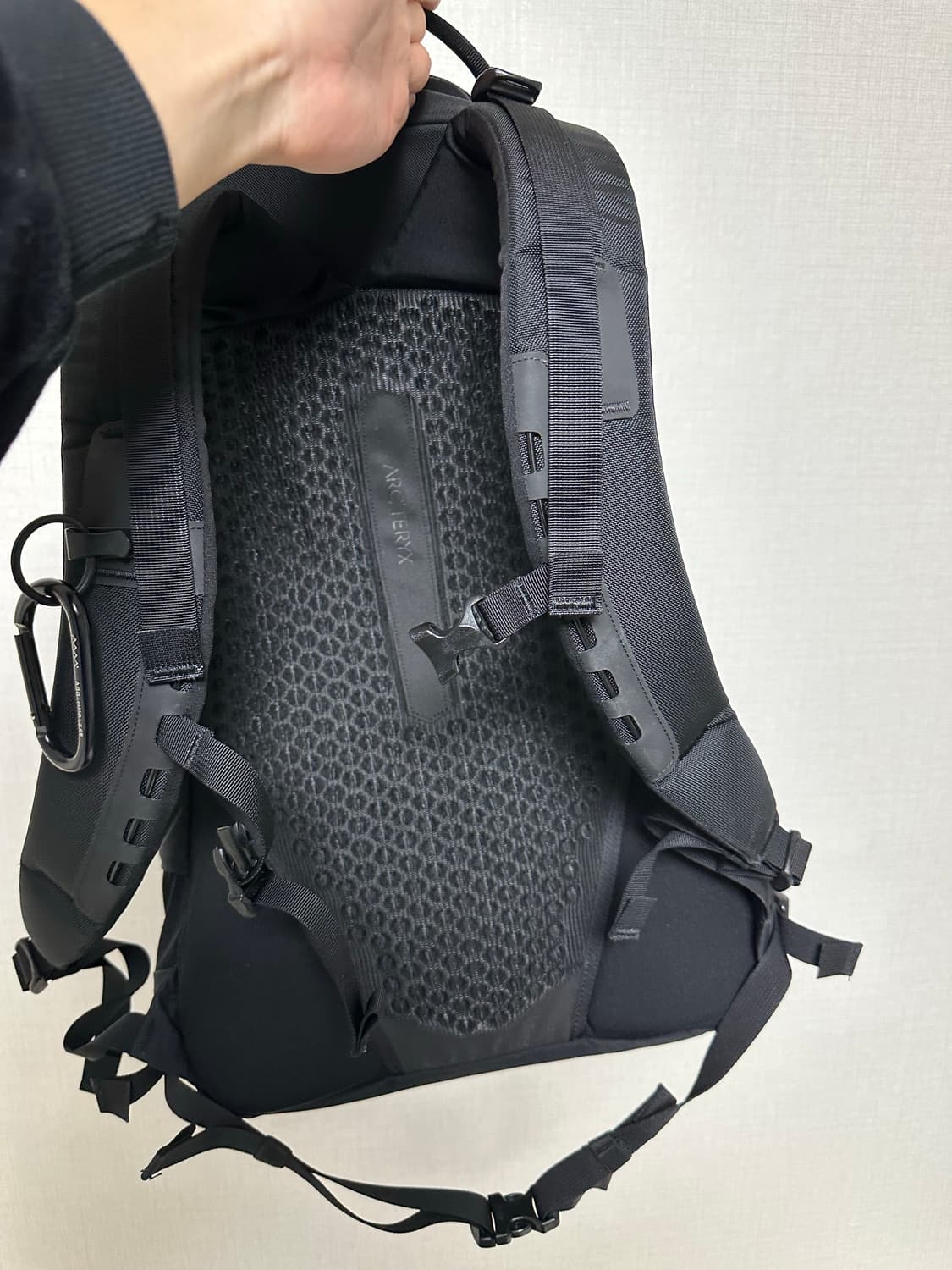 아크테릭스 아로22 블랙 상품이미지2