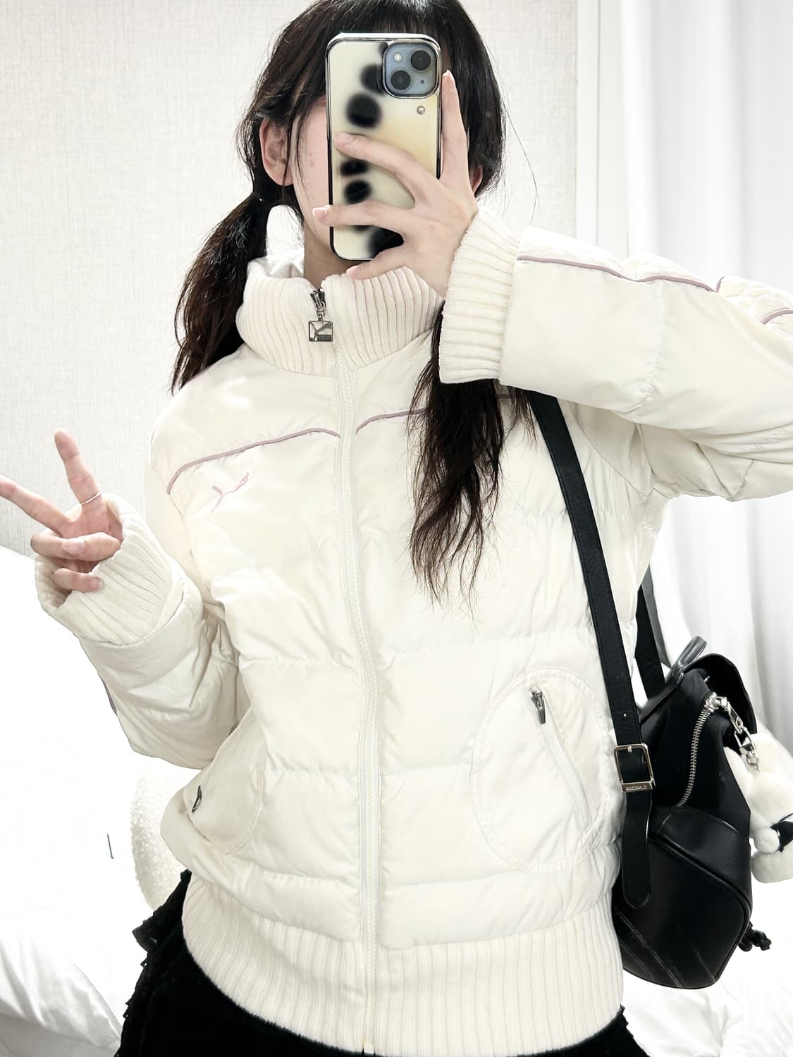 퓨마 핑크자수 크림패딩 상품이미지2