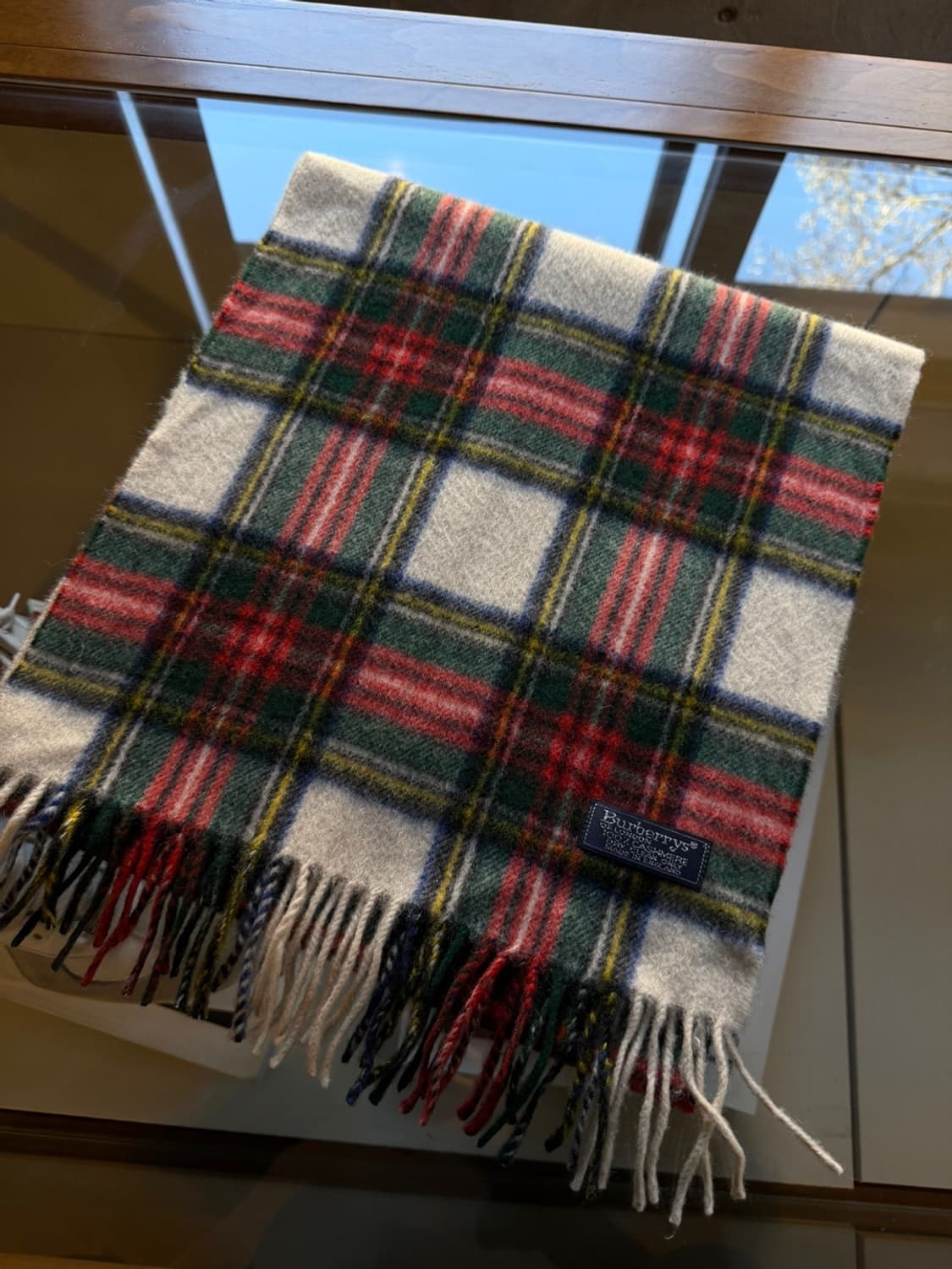 버버리 잉글랜드 메이드 캐시미어 100% 머플러 상품이미지10