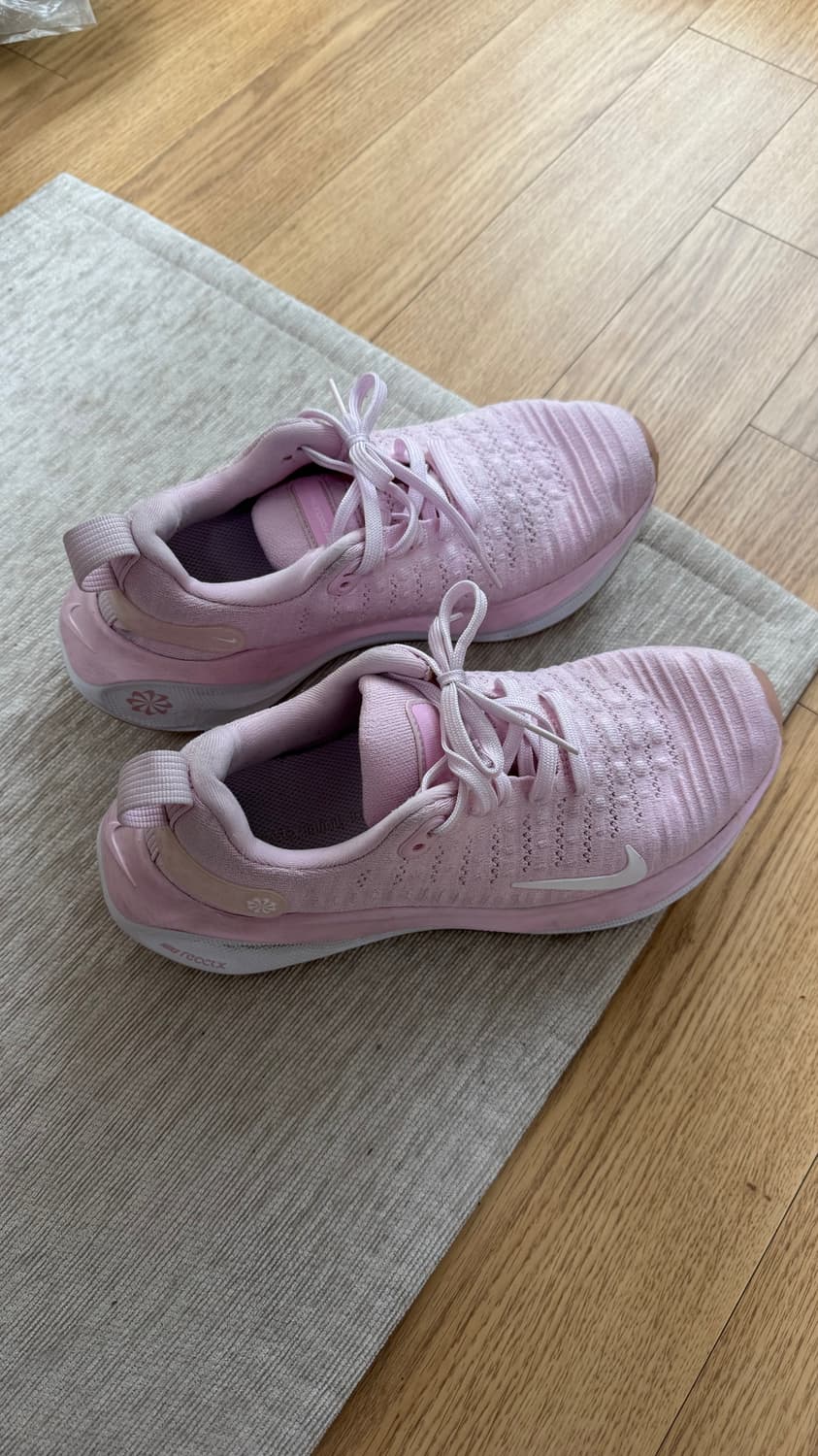 나이키 리액트X 인피니티 런 4 핑크 폼 화이트 250 상품이미지1