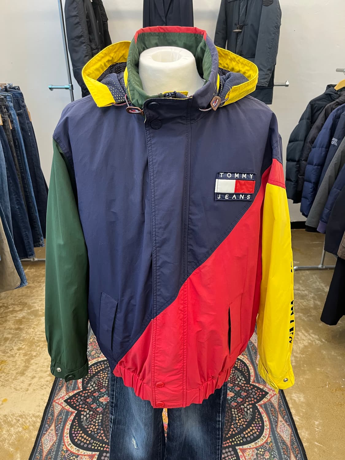 90s 타미 진스 나일론 바람막이 자켓 상품이미지4