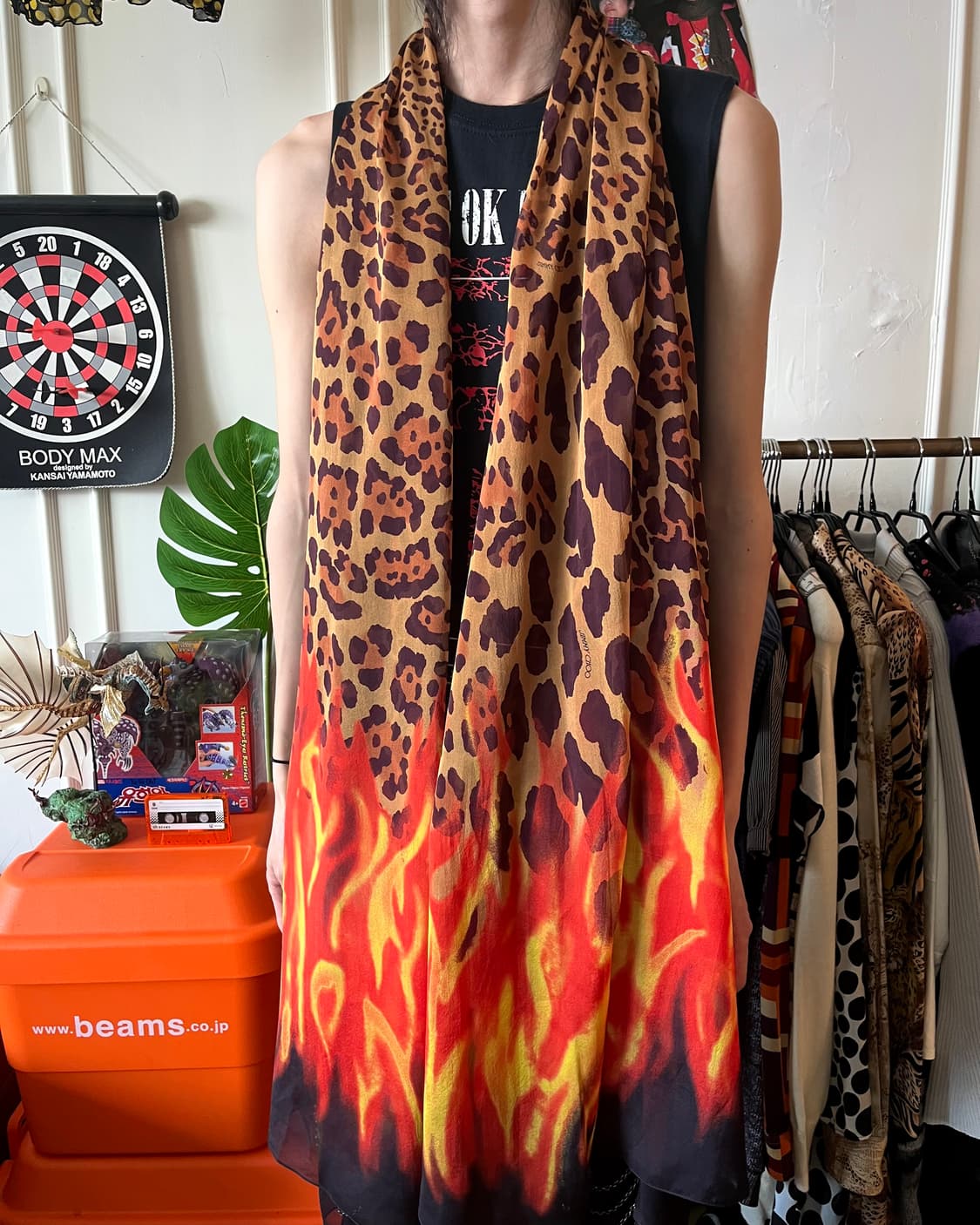 JIMMY CHOO Leopard & Flame Long Scarf 상품이미지2