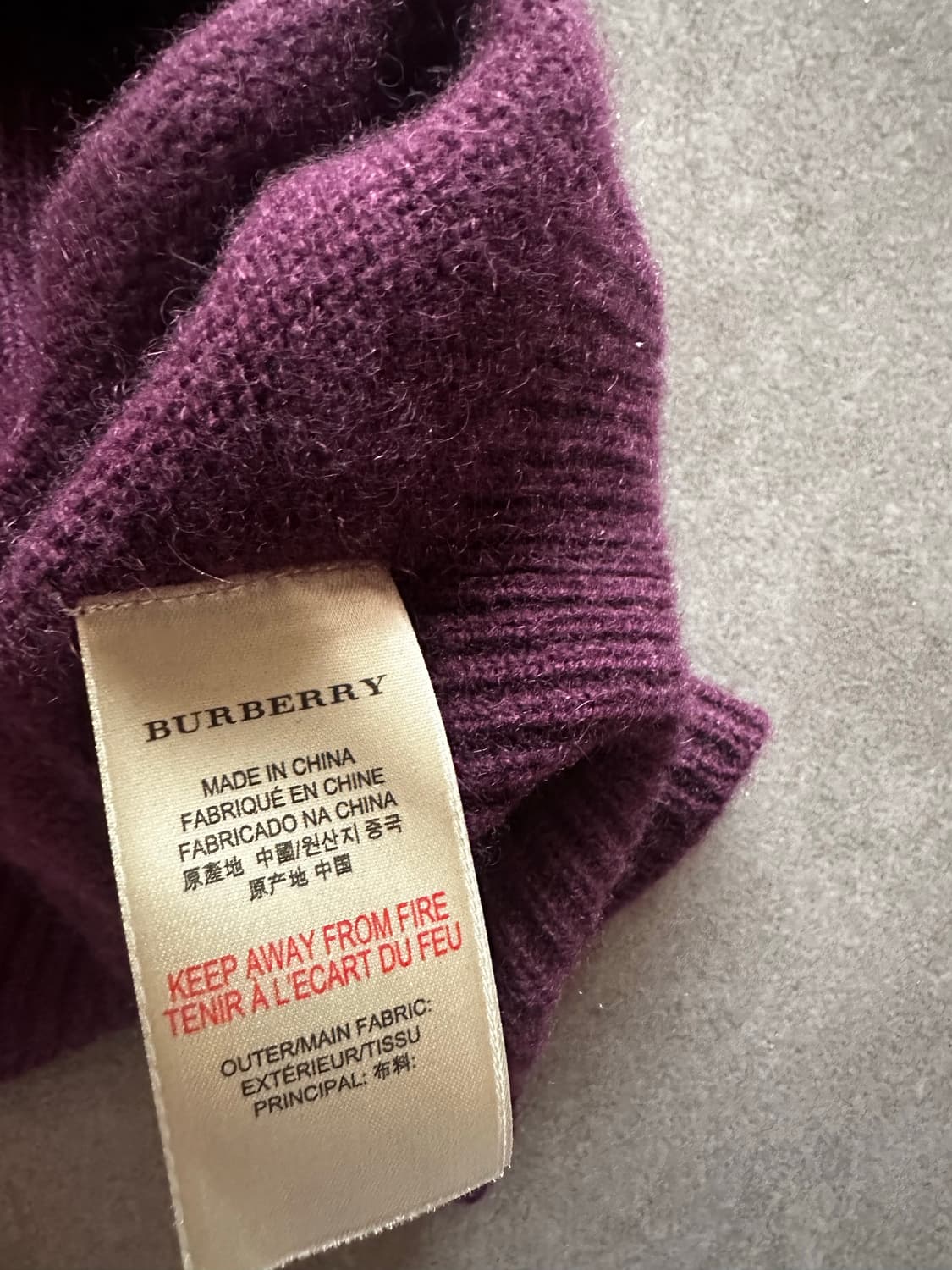 버버리 캐시미어 니트 상품이미지3