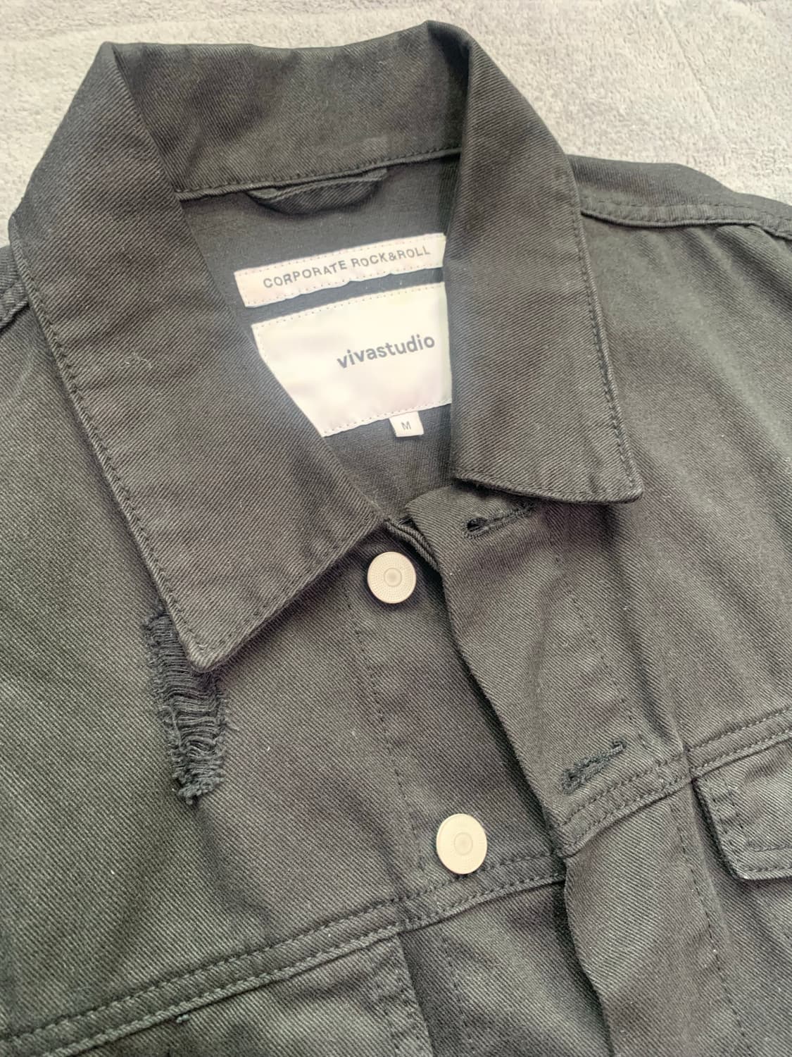 비바스튜디오 블랙 데님 자켓 M 상품이미지2