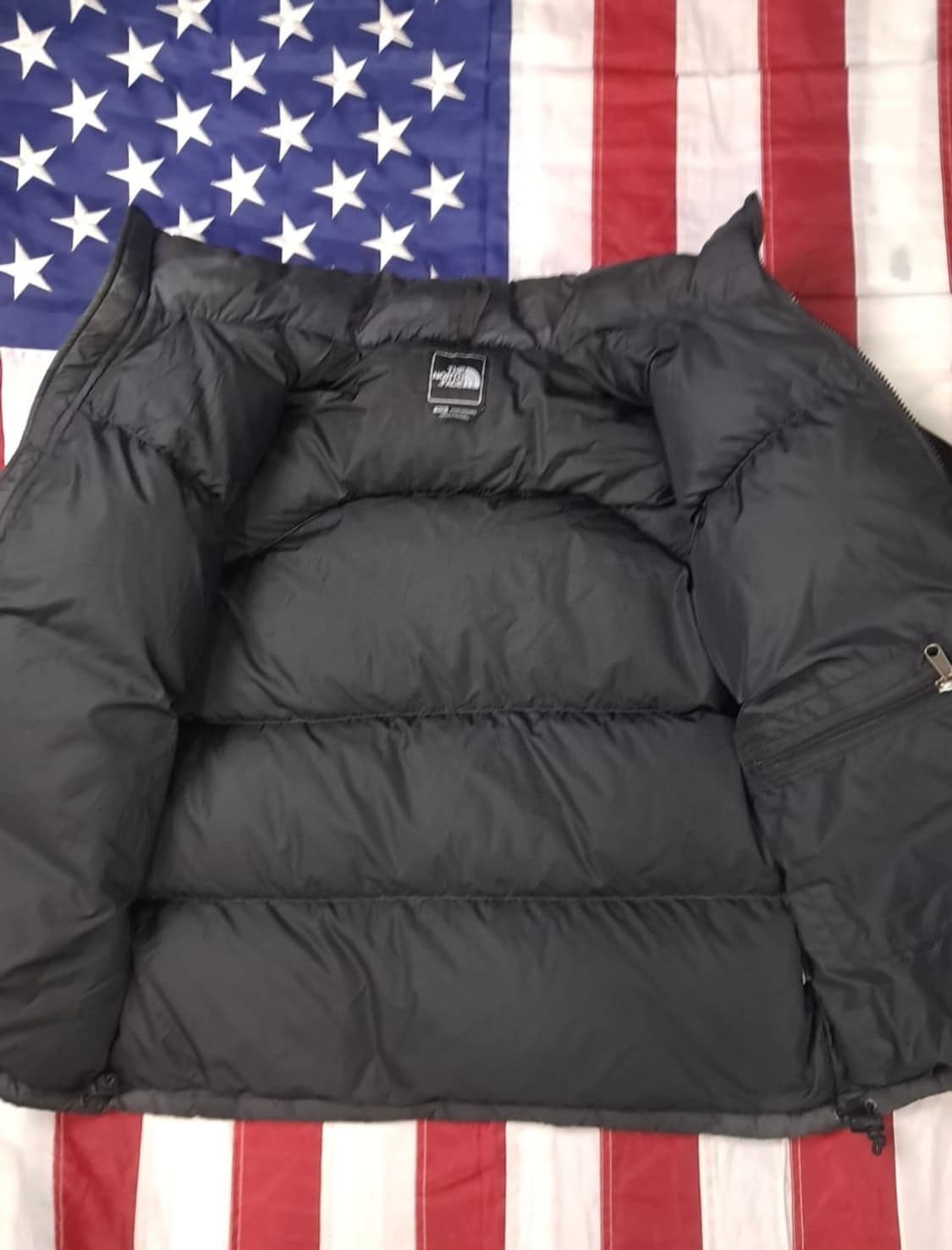 오리지날 일본판 노스페이스 블랙카모 700 눕시 패딩 상품이미지10