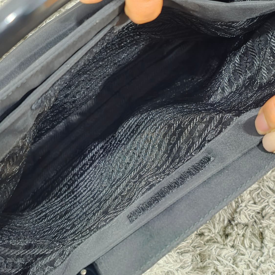 프라다 포코노 나일론 삼각로고 토트백 상품이미지10