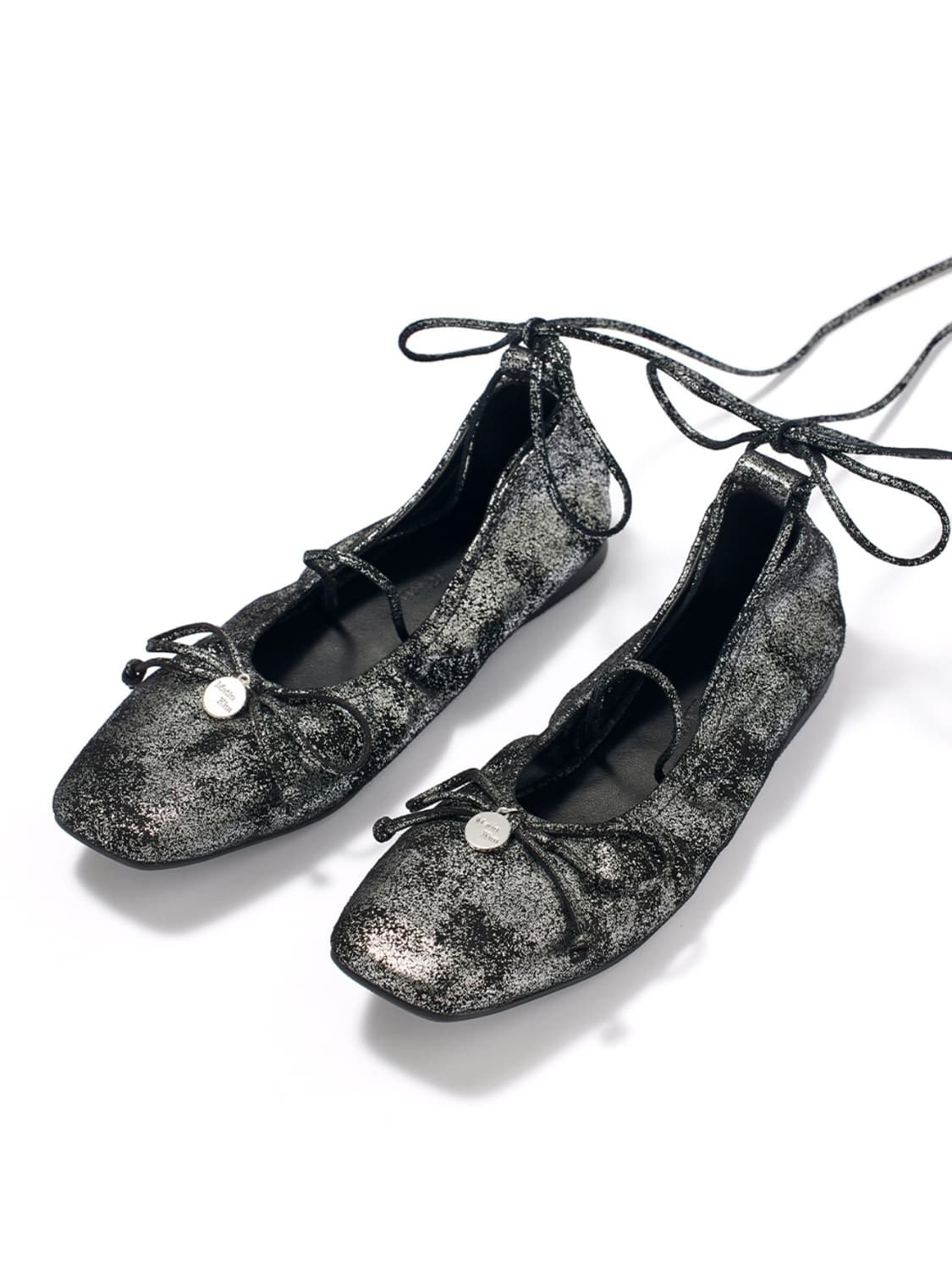 마뗑킴 RIBBON BALLET FLAT SHOES DARK SILVER 상품이미지1