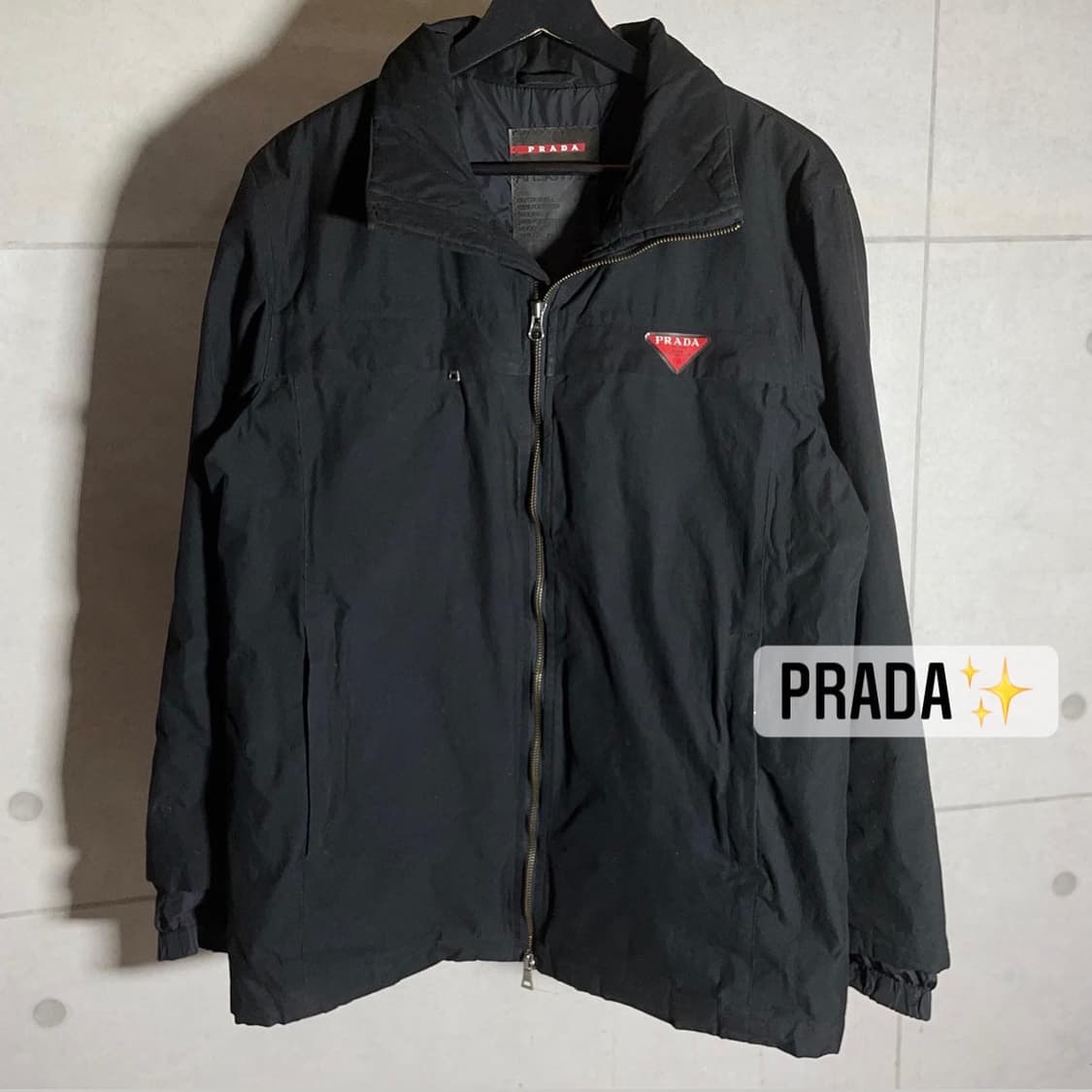 프라다 밀라노 삼각와펜 자켓 상품이미지1