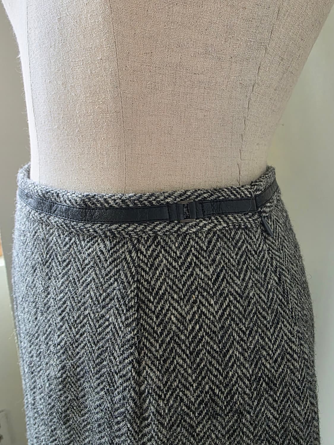 해리스트위드 헤링본 스커트 상품이미지3