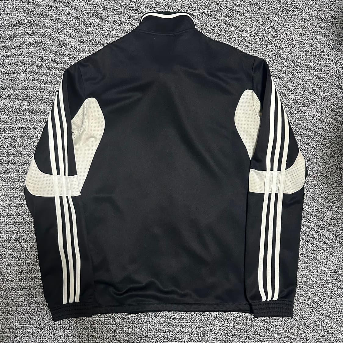 (95) 아디다스 검흰 트랙탑 져지 오레오 상품이미지4