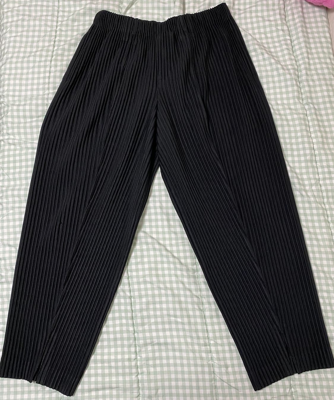 옴므플리세 밑단 절개 바지 상품이미지1