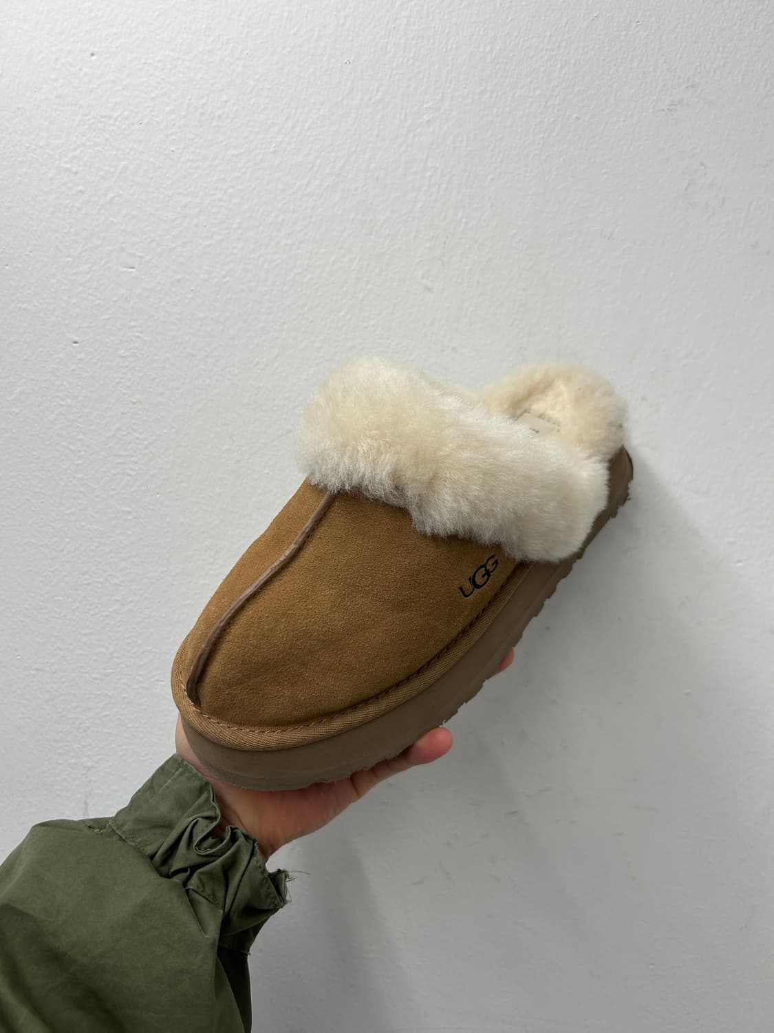 UGG 어그 디스케트 퍼 슬리퍼 230 상품이미지2