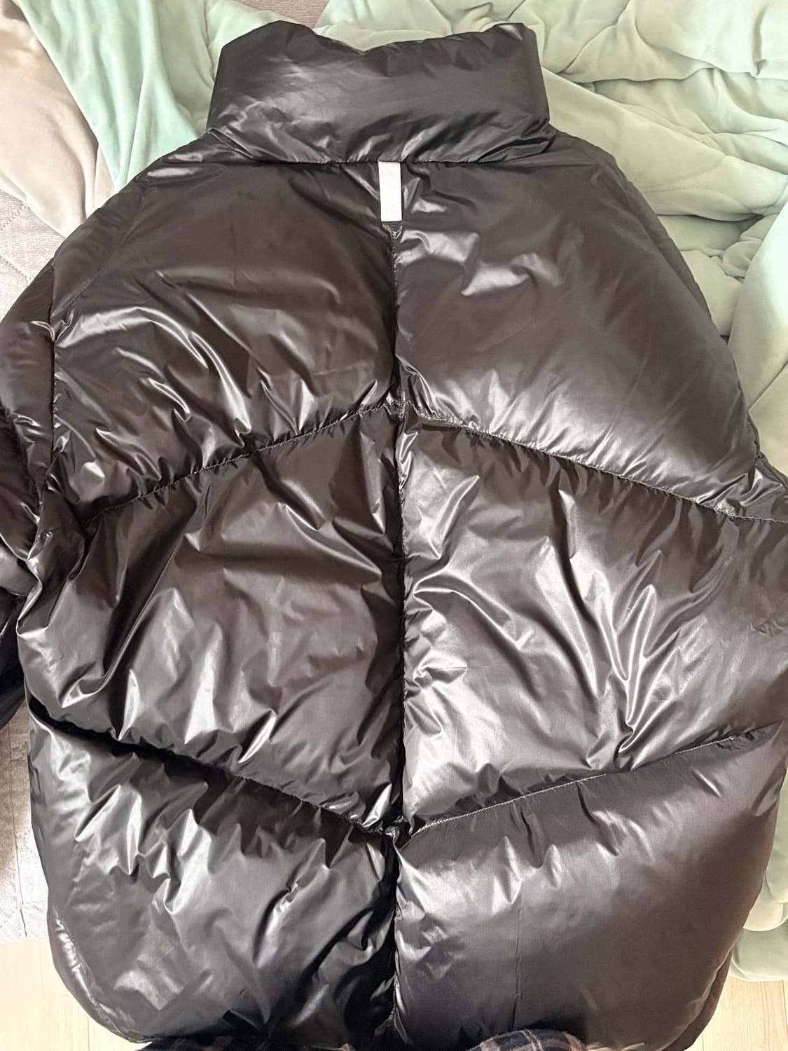 노매뉴얼 유광패딩 상품이미지3
