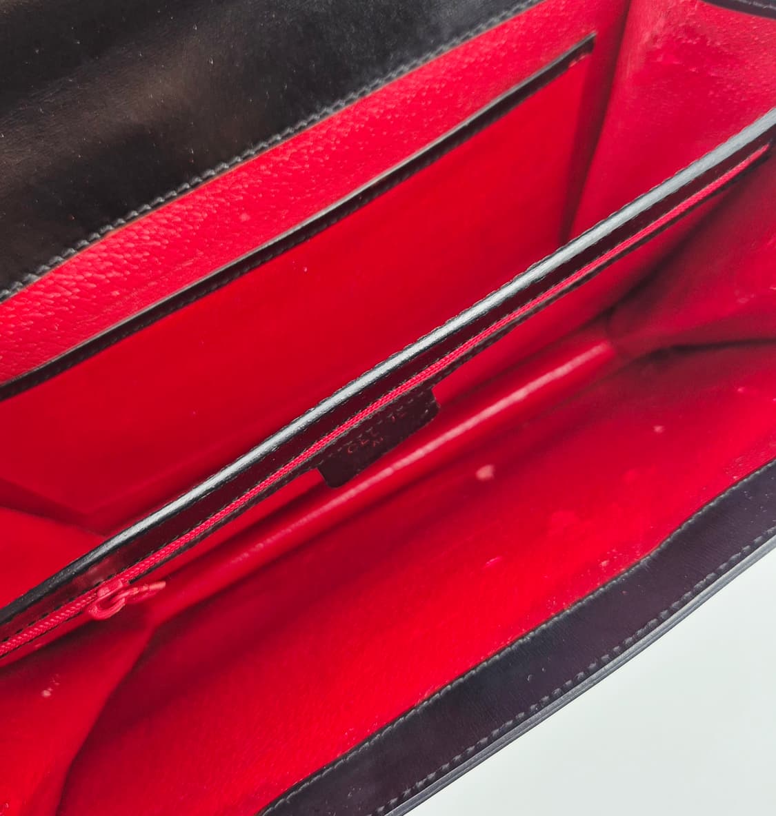 셀린느 탑핸들 클래식 숄더백 상품이미지10