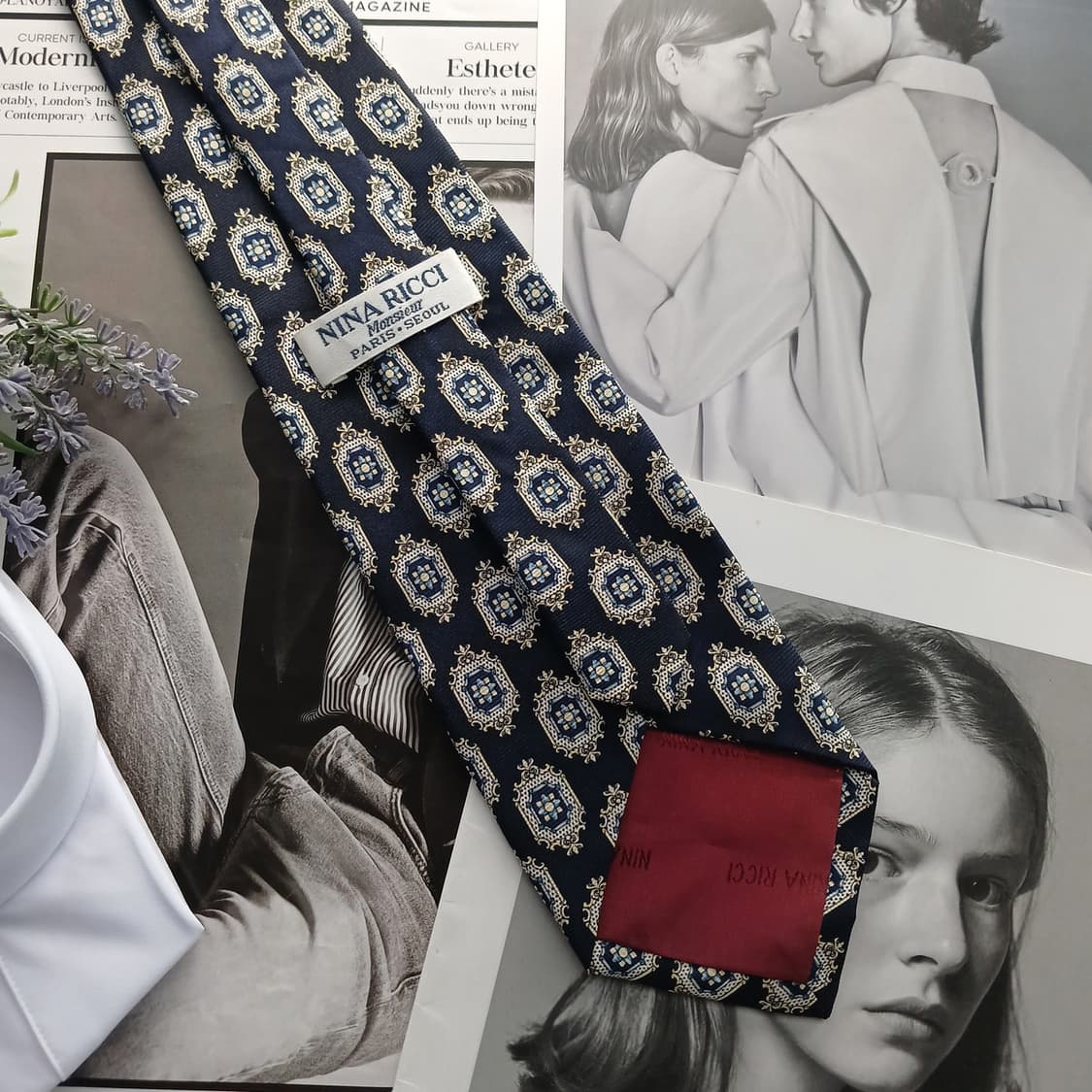 니나리치 실크 네이비 오벌 패턴 넥타이 9.7cm A+등급 A18669
 상품이미지4