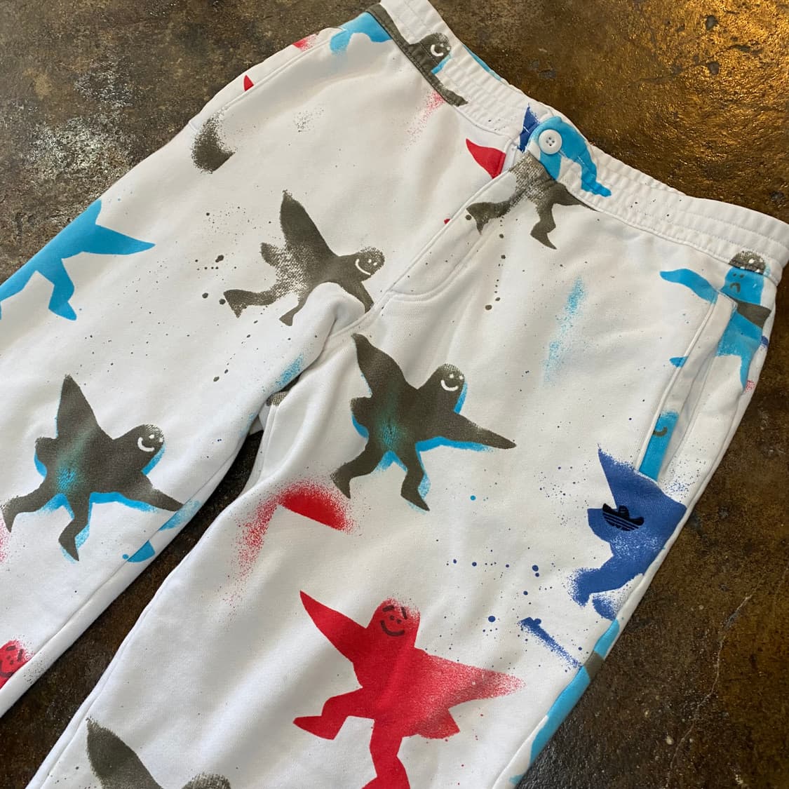 아디다스 x 곤즈 스웻팬츠 상품이미지2