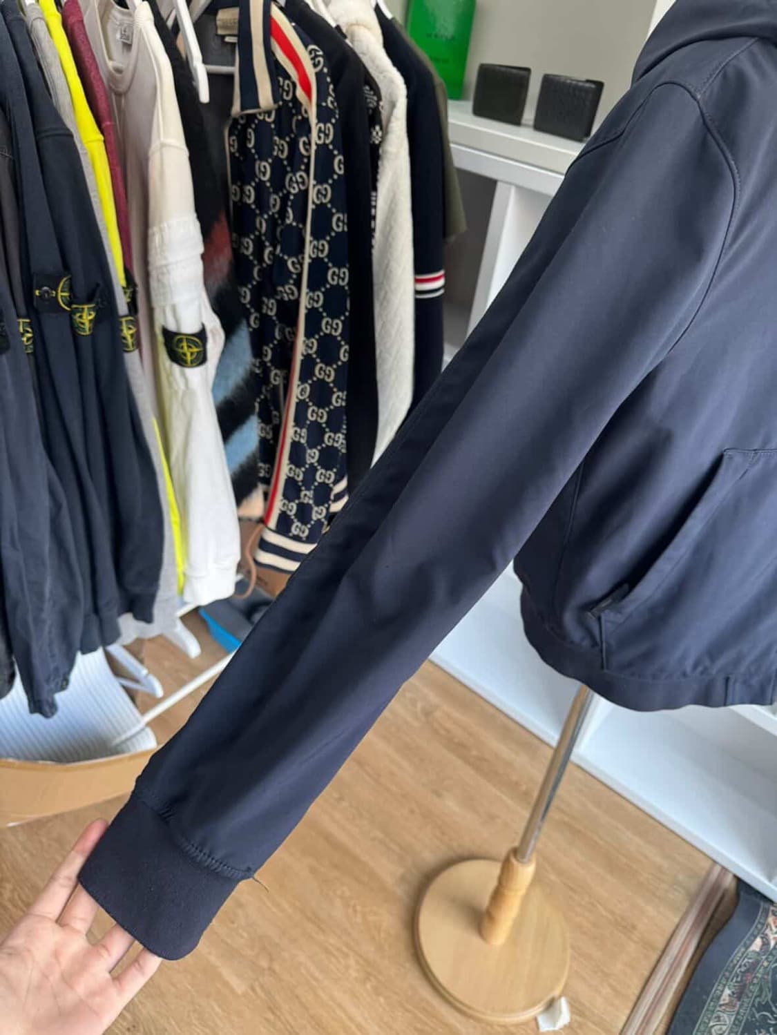 스톤아일랜드 라이트 소프트쉘 후드집업 상품이미지4