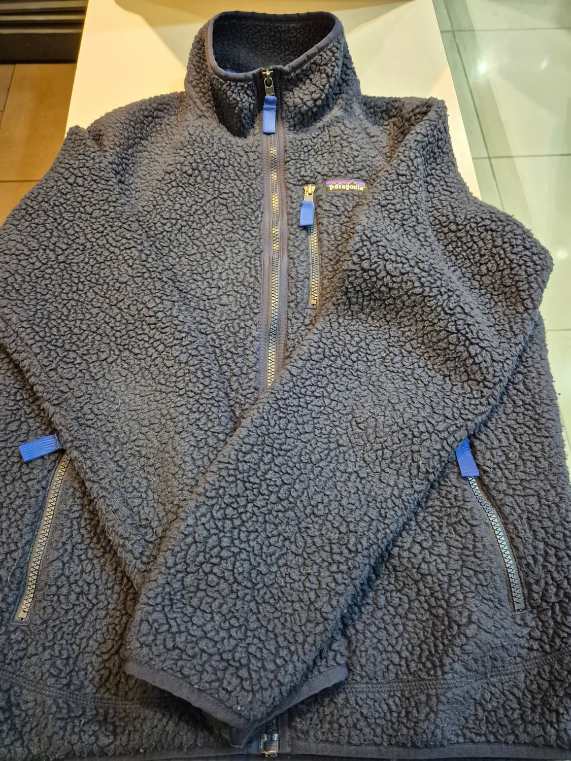 파타고니아 레트로 파일 플리스 자켓 네이비 m 
판매합니다 상품이미지1