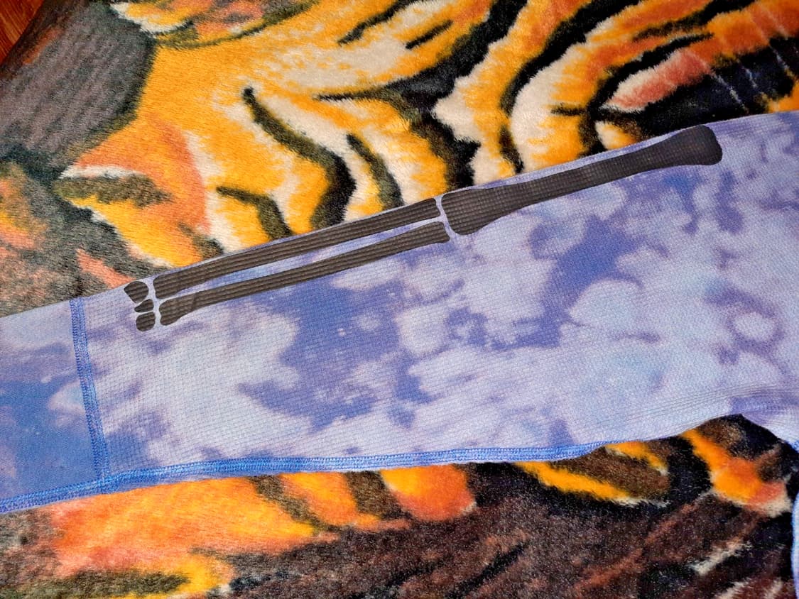 슈프림 헤인즈 본즈 써멀 크루 타이 다이 롱슬리브 티셔츠 상품이미지3