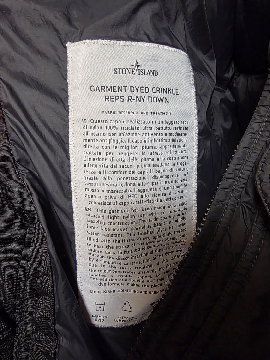 [24FW] 스톤아일랜드 크링클랩스 숏 다운 패딩 2XL 상품이미지9