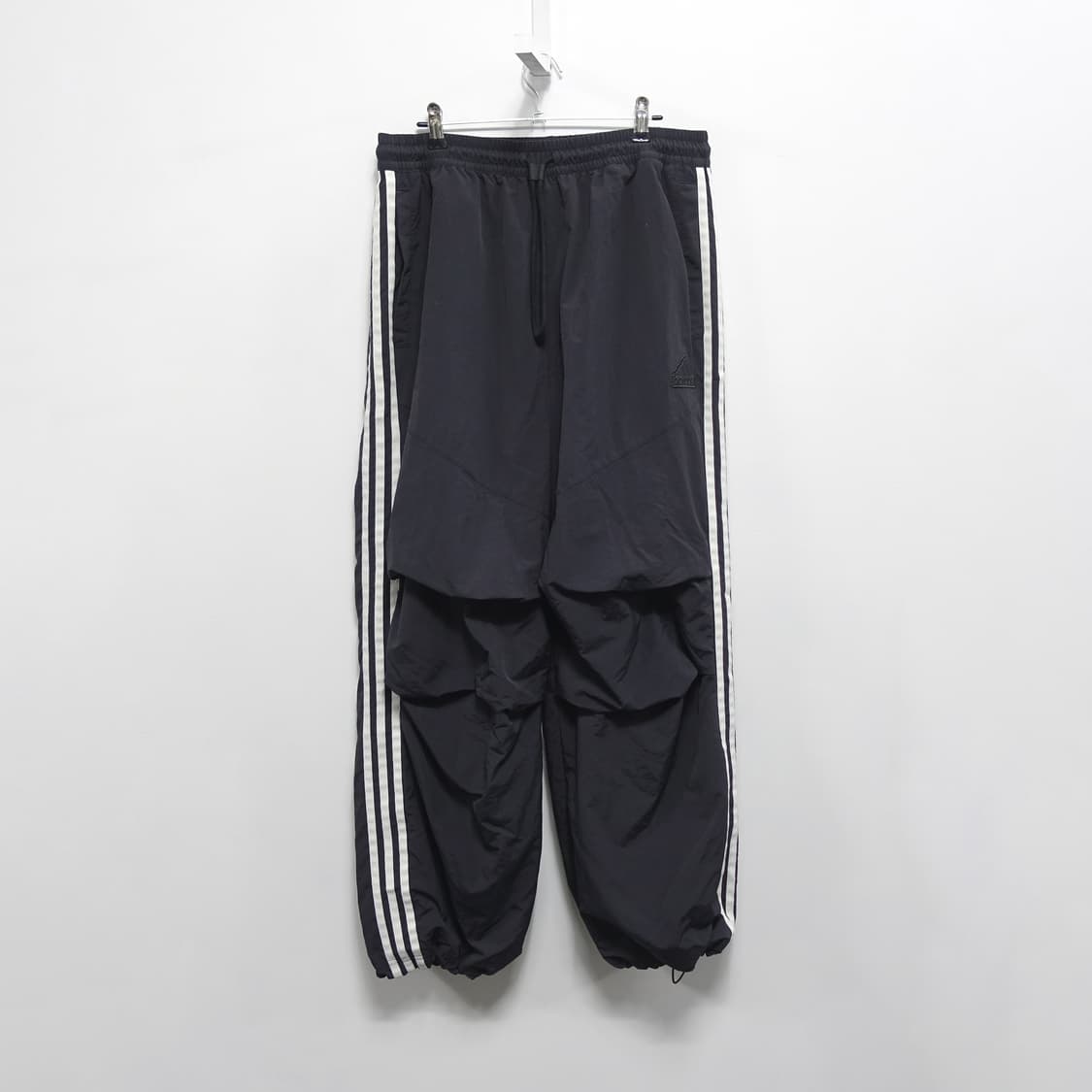 ADIDAS 아디다스 3S 오버사이트 우븐 파라슈트 팬츠 L  상품이미지6