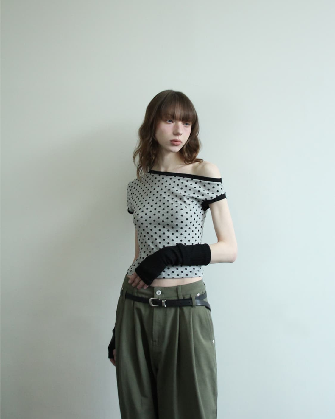 DOT UNBALANCE RINGER TOP (GREY) 상품이미지2