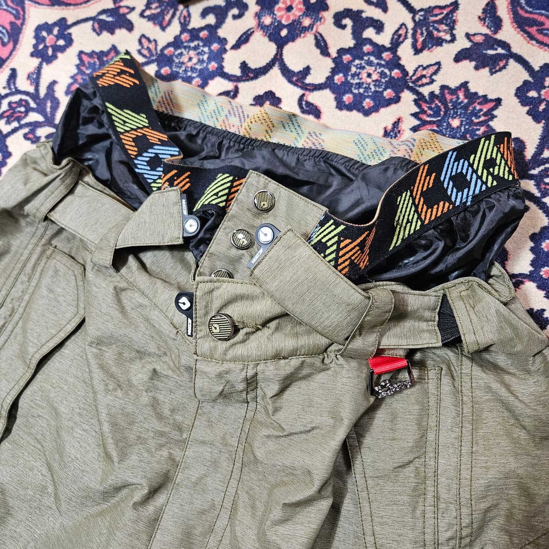 ACORN 카키 나일론 와이드 보딩 팬츠
 상품이미지5