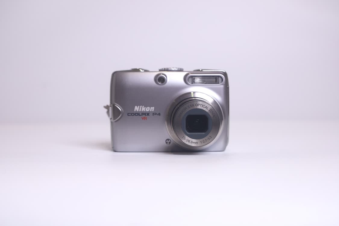니콘 쿨픽스 P4 박스셋 상품이미지1